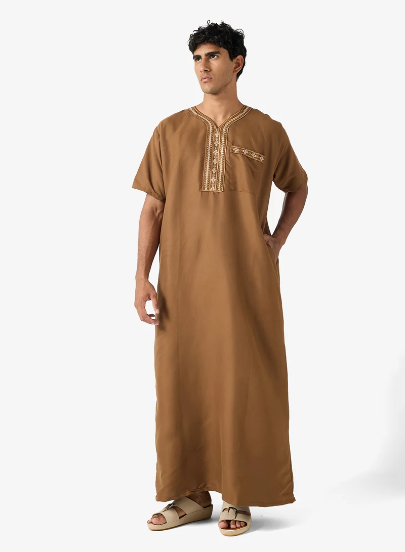 Robert Wood  V Neck Classic Thobe for Men | Best Price UAE